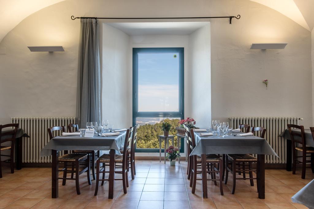 Hostatgeria Restaurant Els Angels Ξενοδοχείο Madremanya Εξωτερικό φωτογραφία